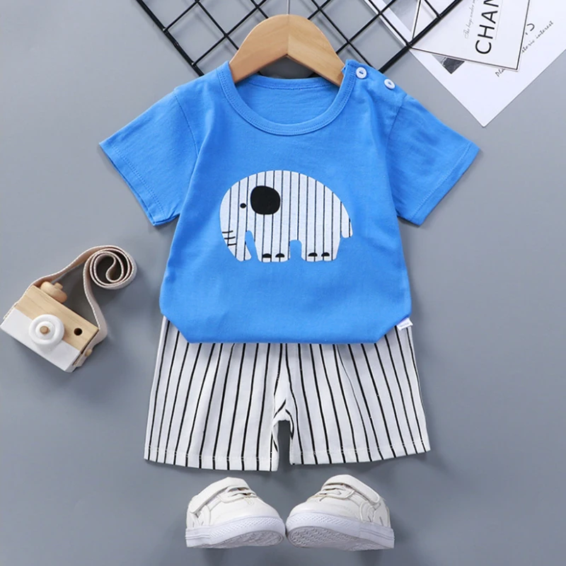 Летние Детский костюм для мальчиков комплект из 2 Футболка с короткими рукавами +
