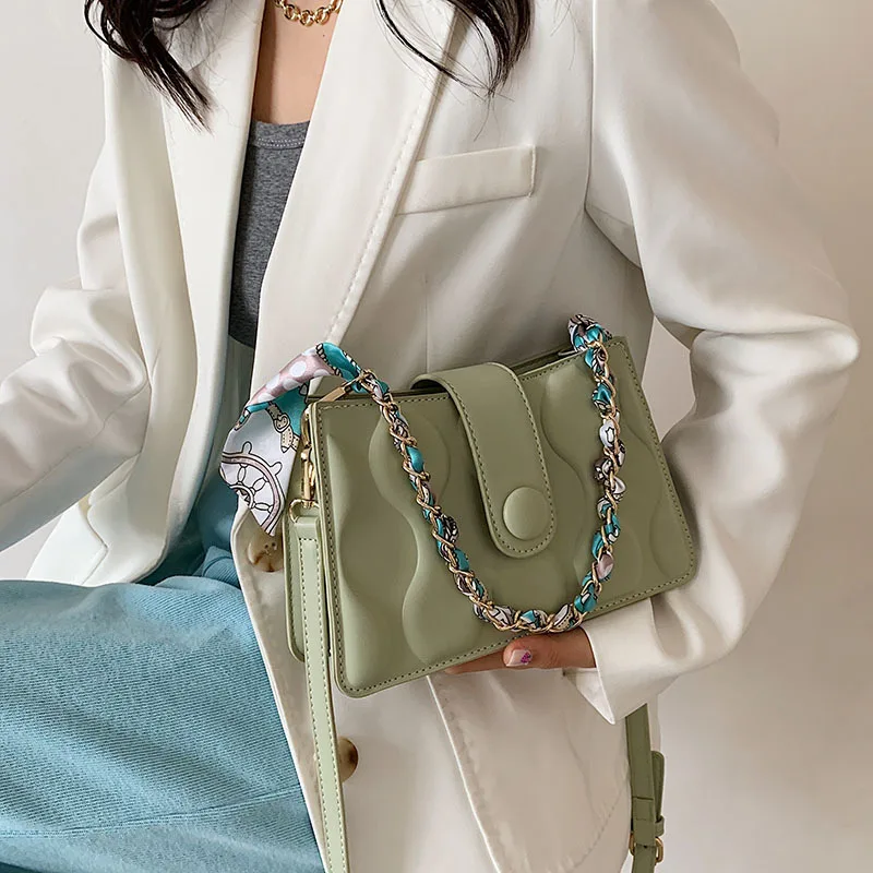 

High-quality Small Crowd Bag Female 2021 New Fashion High-end Sense of Western Style Chain Bag Shoulder Bag Under Armpit Bag