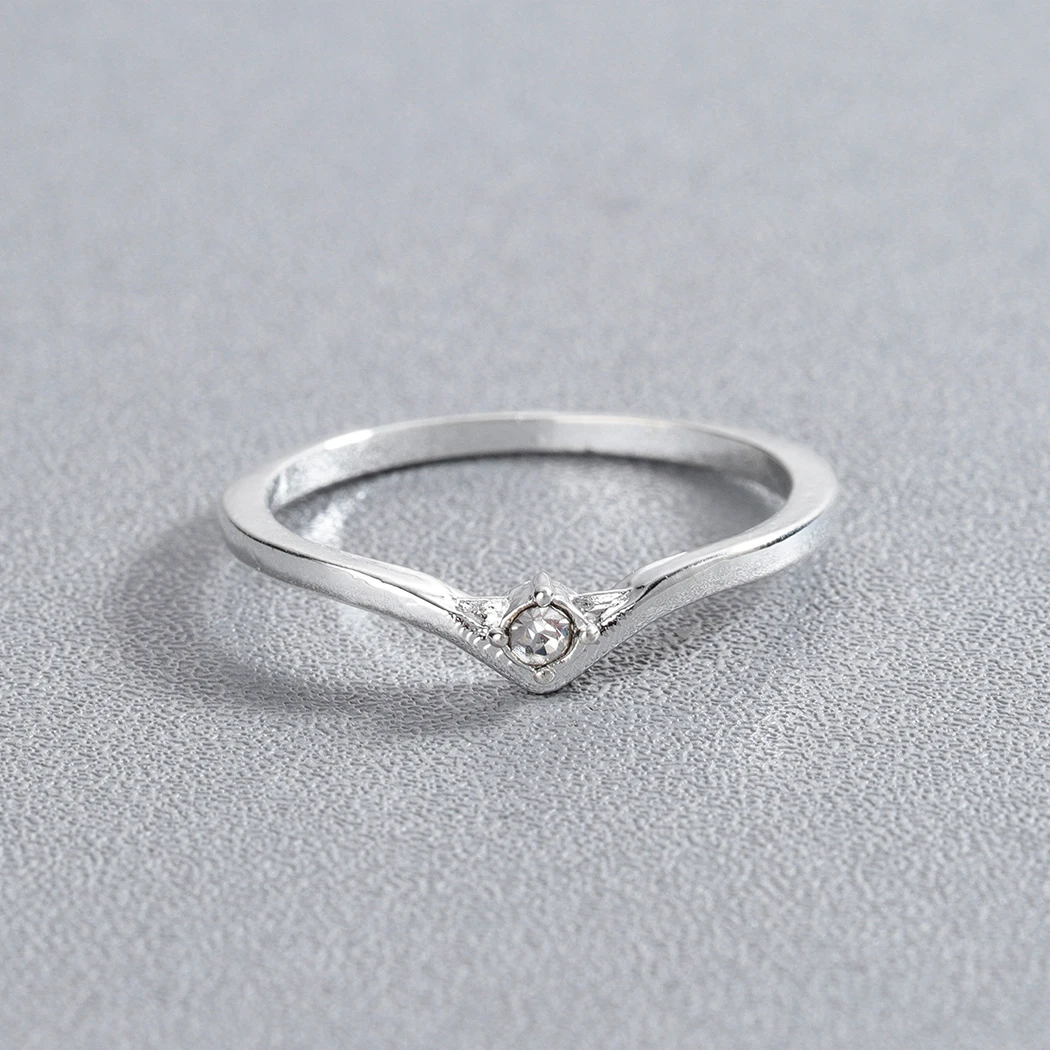 Женское кольцо с треугольным вырезом Cxwind регулируемое треугольное кристаллами