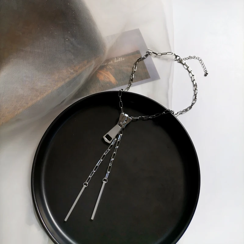

Fashion Zipper Necklace Hip-Hop Punk Wind Chain Necklace Web Celebrity Clavicle Women Deserve To Act The Role Of Birthday Gift