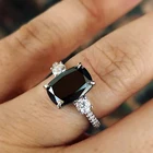 украшения 2021 бижутерия Женское серебряное банкетное кольцо с белым цирконом и черным кристаллом, классическое ювелирное изделие из сплава высокого качества, модное Трендовое кольцо 2021