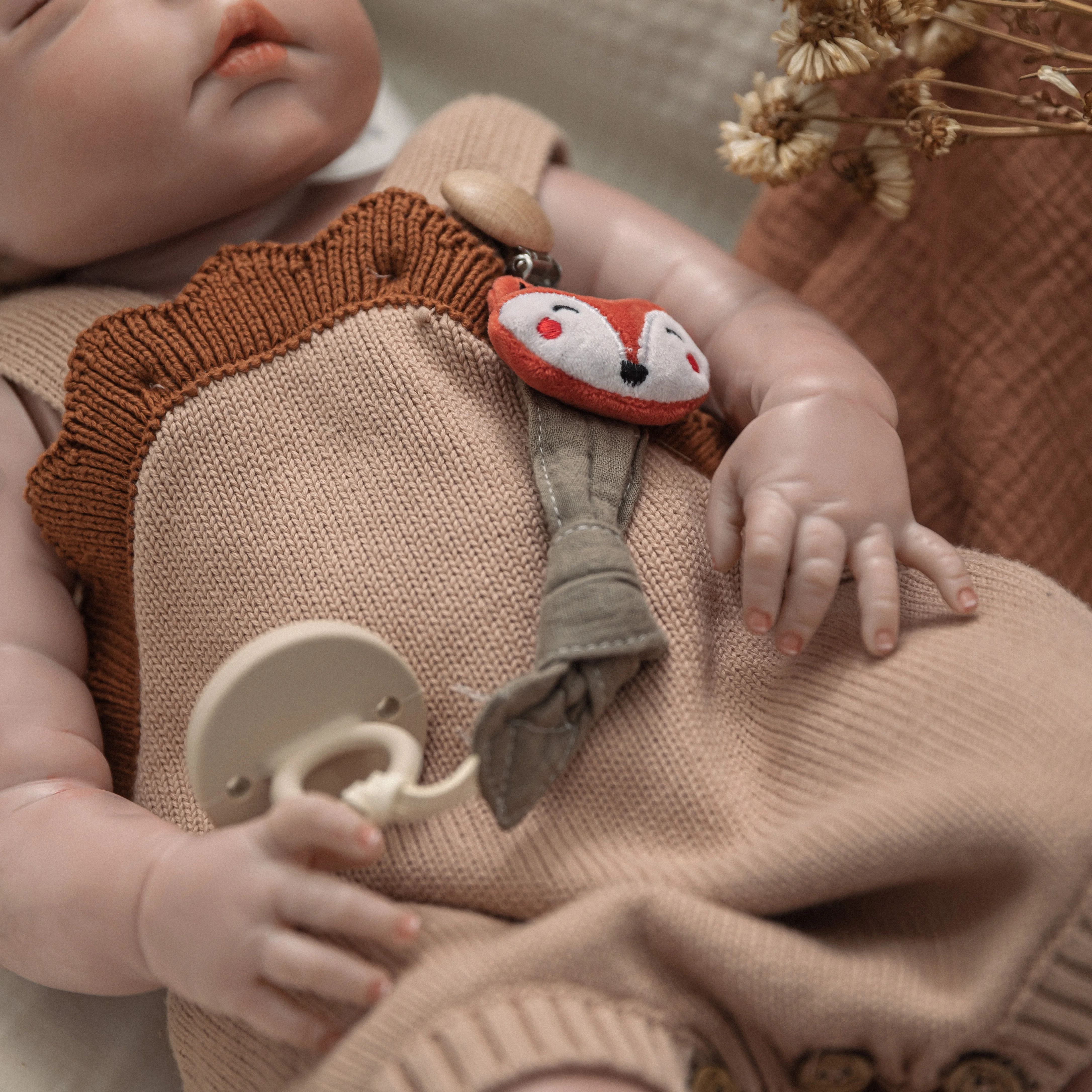 

Baby Cloth Animal Pacifier Clip Chain Personalized Name Handmade Holder Chain Teether Dummy Clips Baby Birthday Shower Gift