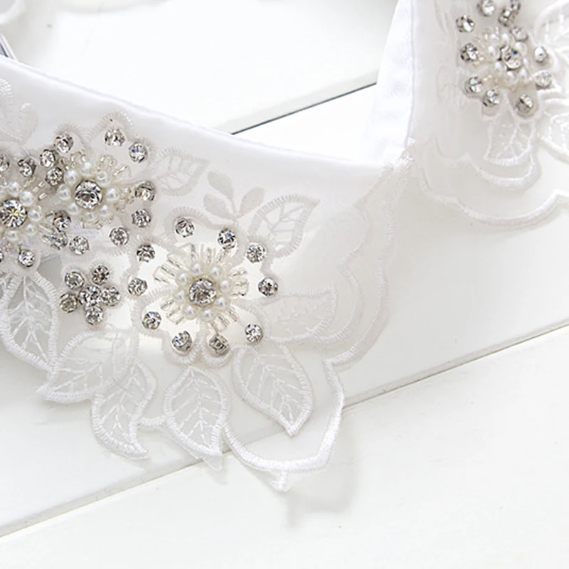 Elegant Pearl White Fashion Shirt Lace Embroidery Sweater False Collar Necklace |