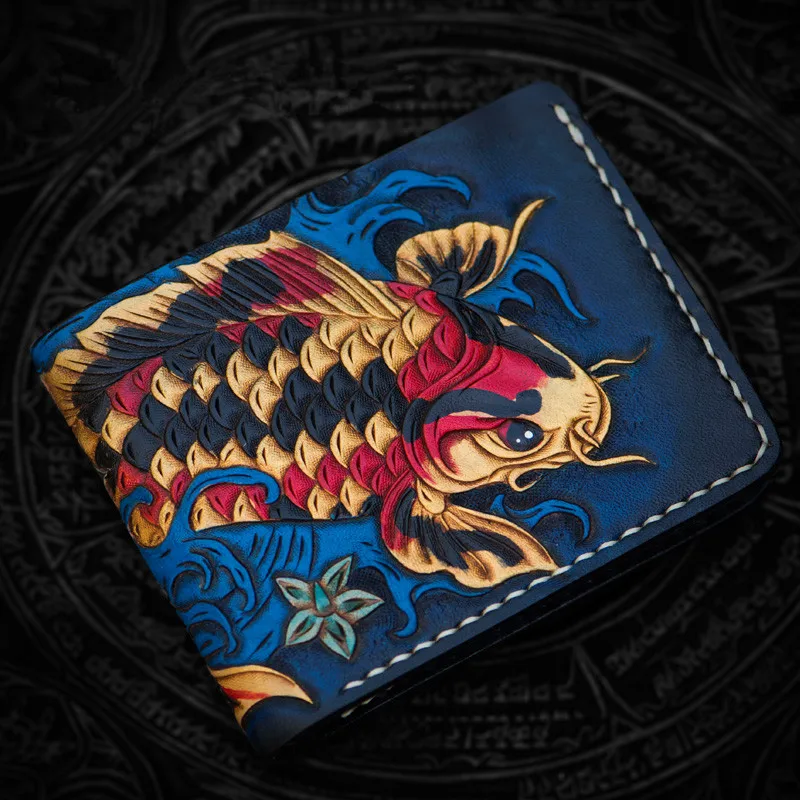 Hand Engraving Short Cow Leather Hand Carved Colour Carp Wallets Purses Men Clutch Vegetable Tanned Leather Wallet Card Holder