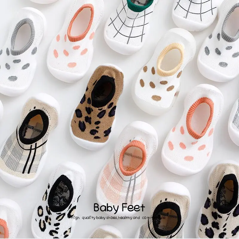 

Scoks Baby Spring Summer Leopard Children's Indoor Shoes Toddler Anti-Slip Cotton Floor Scoks with Soft Rubber Sole