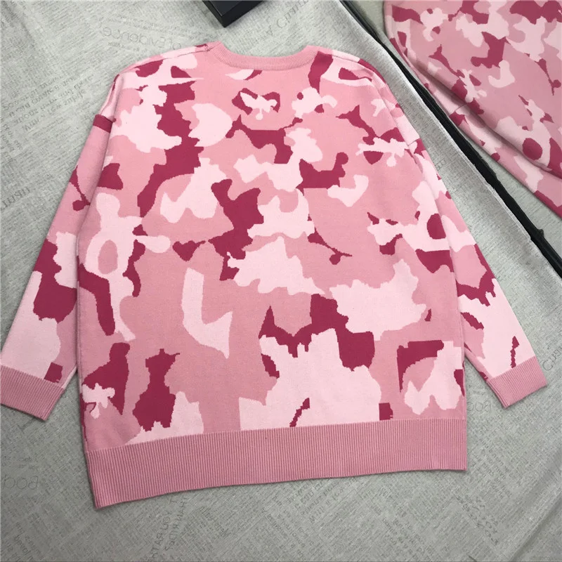 Женский свитер средней длины розовый Камуфляжный пуловер Повседневная вязаная