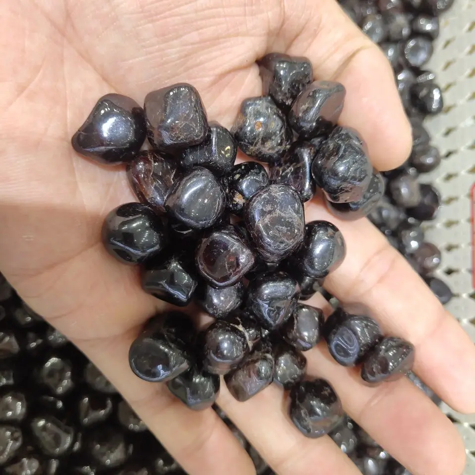 

Natural Red Garnet Original Healing Crystal Quartz Stone Rock Specimens