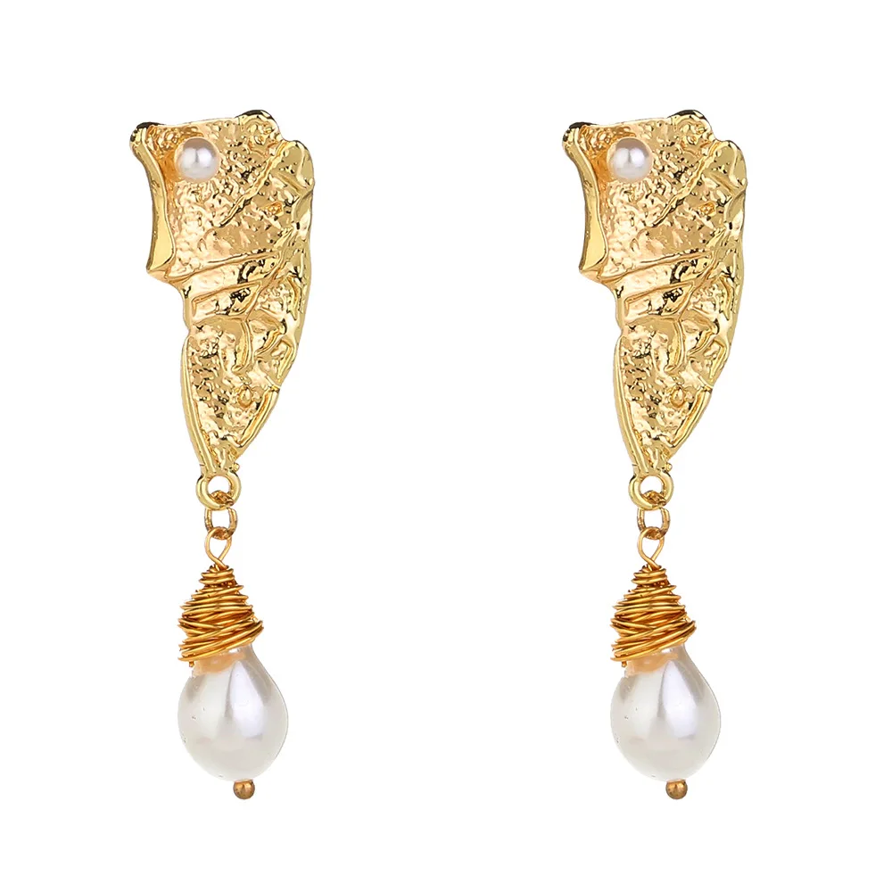 

Irregular Design KC Gold Plated Alloy Pearl Earrings Fashion Jewelry 2021 Gift Female Vintage Baroque Jewelry