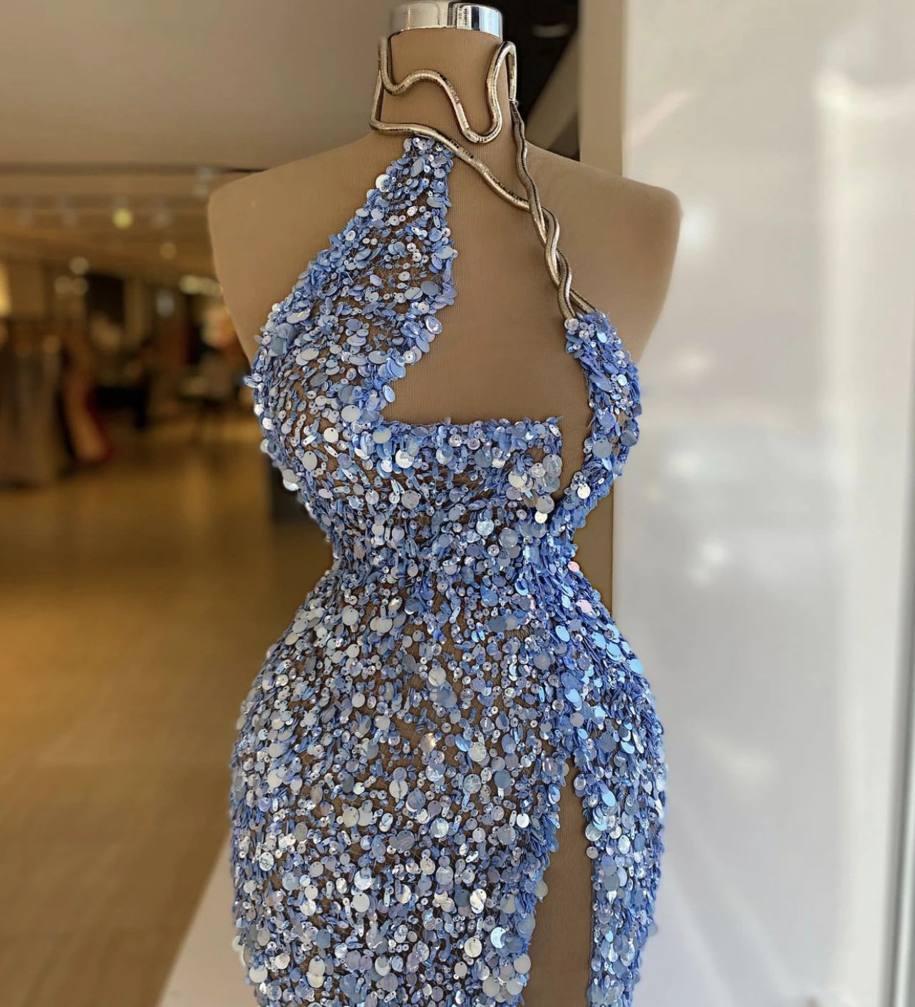 

YILIBER Evening dresses 2021 vintage vlack pearls long sleeves evening gowns beading prom dresses for women short dresses