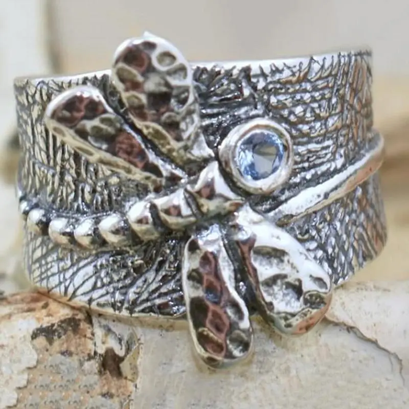 

Vintage Dragonfly Rings for Women 2021 New Trendy Round Crystal Women's Promise Ring Female Wedding Jewelry Accessories Gifts