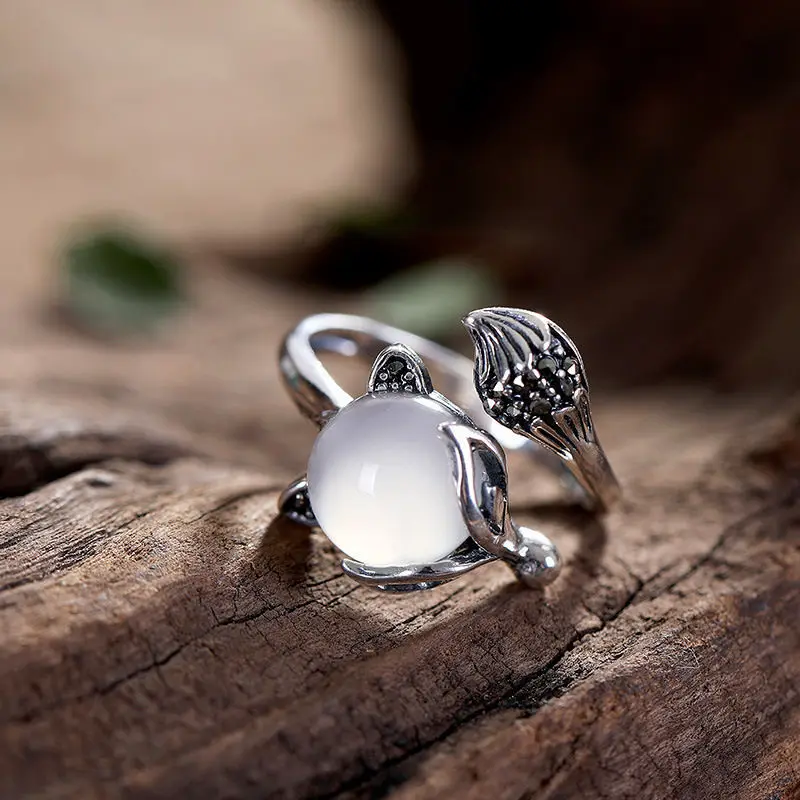 Женское кольцо из серебра S925 пробы с натуральным нефритом