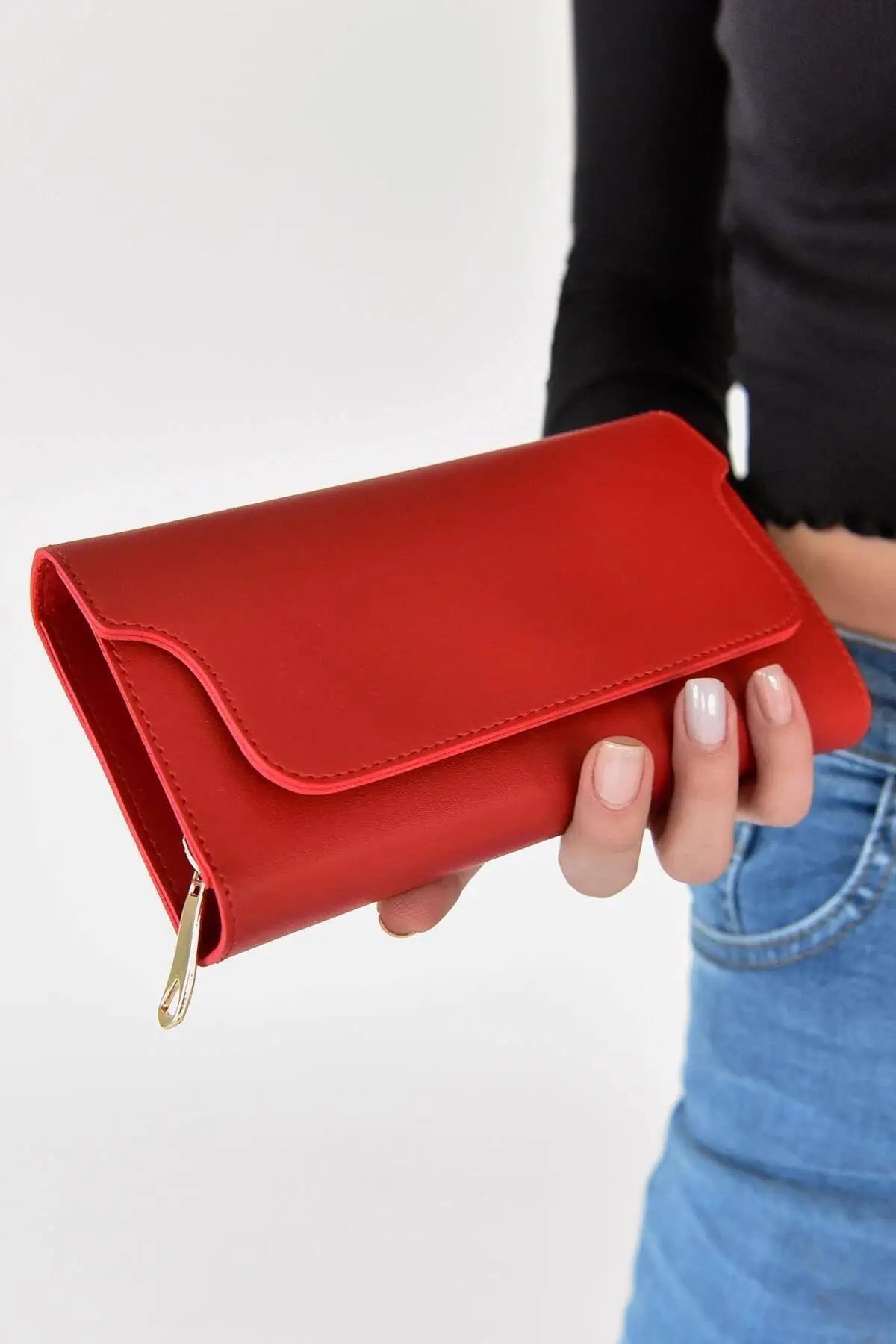 

Women's Red Wallet Czdn55 - F6 ADX-0000019896