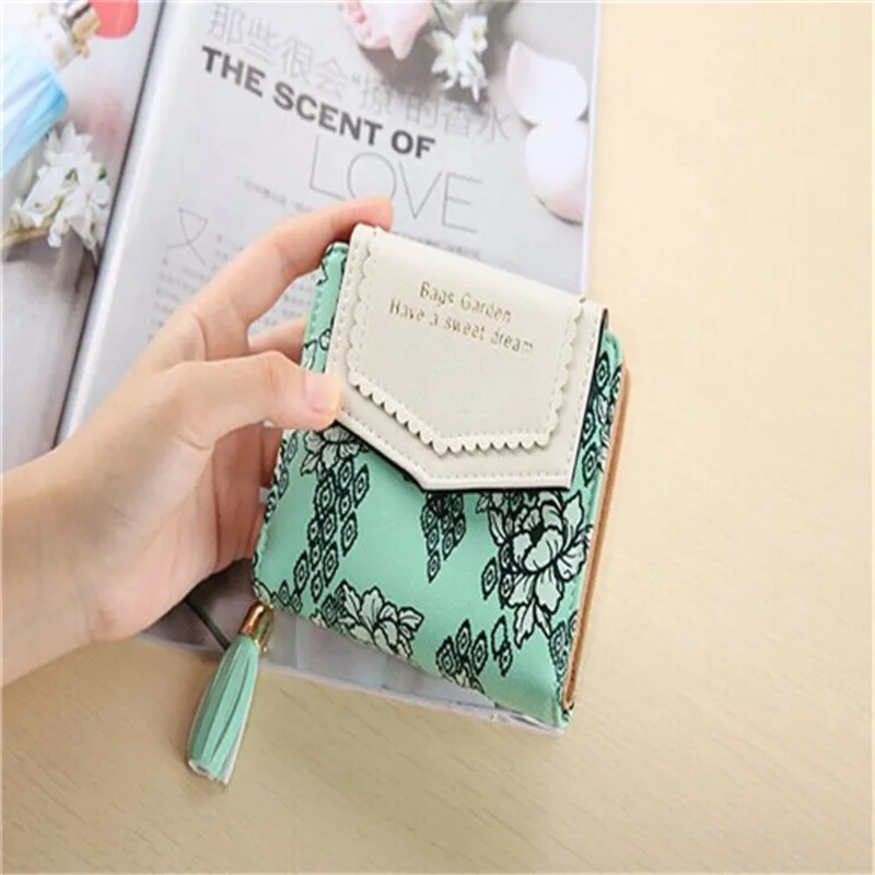 

Women Lady Short Wallet Floral Letter Print Money Purse Wallet Ladies PU Leather Tassel Folding Short Wallets Coin Card Holder