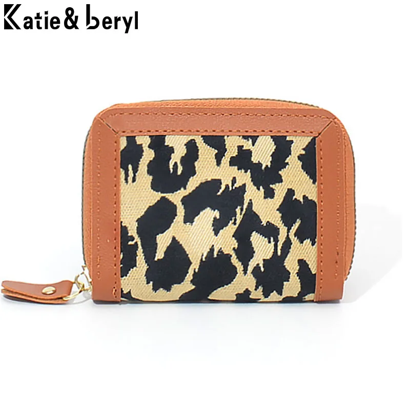 

New Fashion Leopard Women Wallets Large Capacity Card Holder Brand Zipper design Wallet short Clutch Small Travel Purse Female