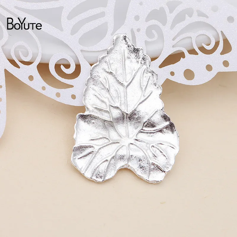 Silver-19x27MM BoYuTe(20 Pieces/Lot) Metal Alloy 40*34MM Maple Leaf Materials Vintage Hand Made Diy Jewelry Accessories Wholesale - Цвет: Silver-19x27MM