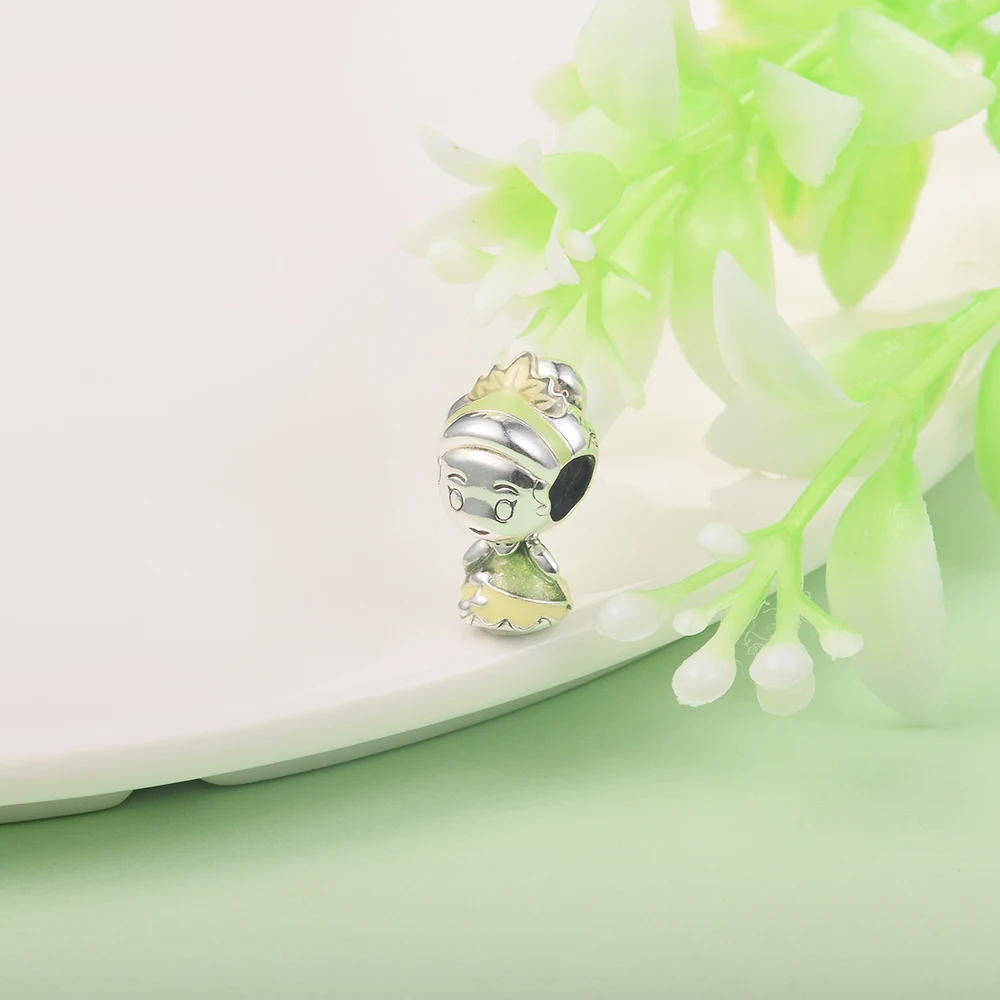 Женский кулон из серебра 2021 пробы с бусинами