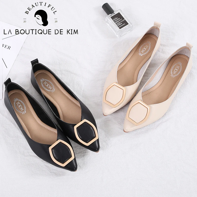 

Women's Shoes Female Pointed Toe Metal Buckle Soft Sole Flat Shoes Ladies Fashion Shoes