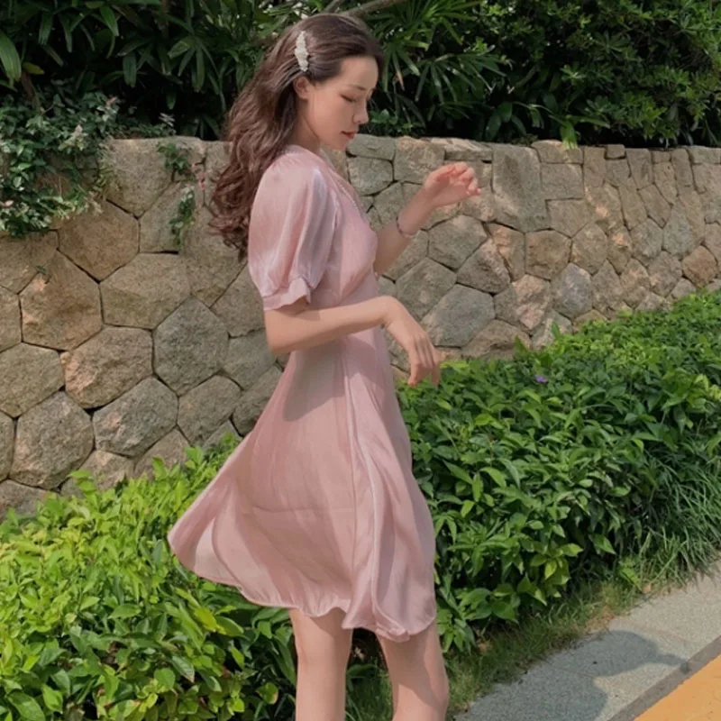 

2021 Summer French Sweet V-Neck Female One-Piece Dresses Korean Elegant Puff Short Sleeve Sexy Fashion Mini Dress For Women Pink