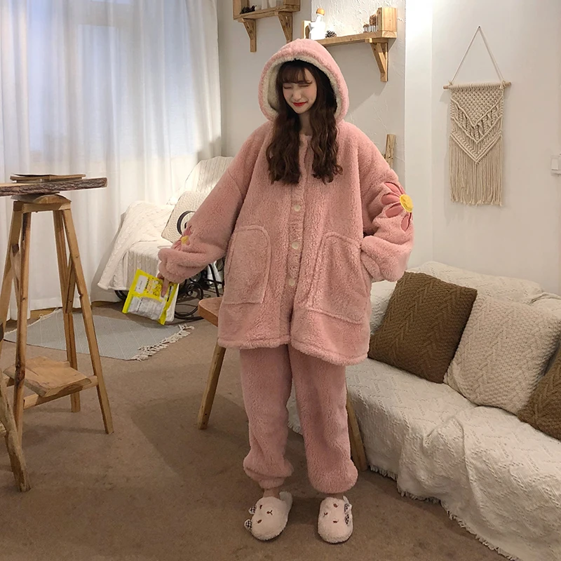 Новая зимняя Домашняя одежда из кораллового флиса милые пижамы для женщин с