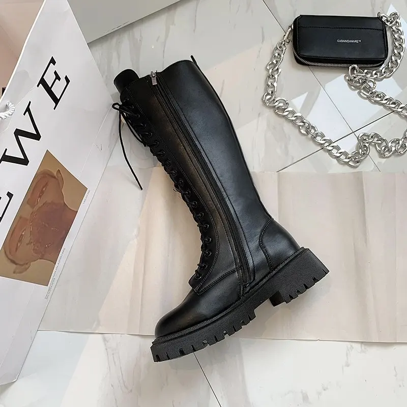 

Leather Thick-soled Stretch Boots Are No More Than Knees, New Styles Are Thinner and Inner-increasing Barrel Knight Boots Tide