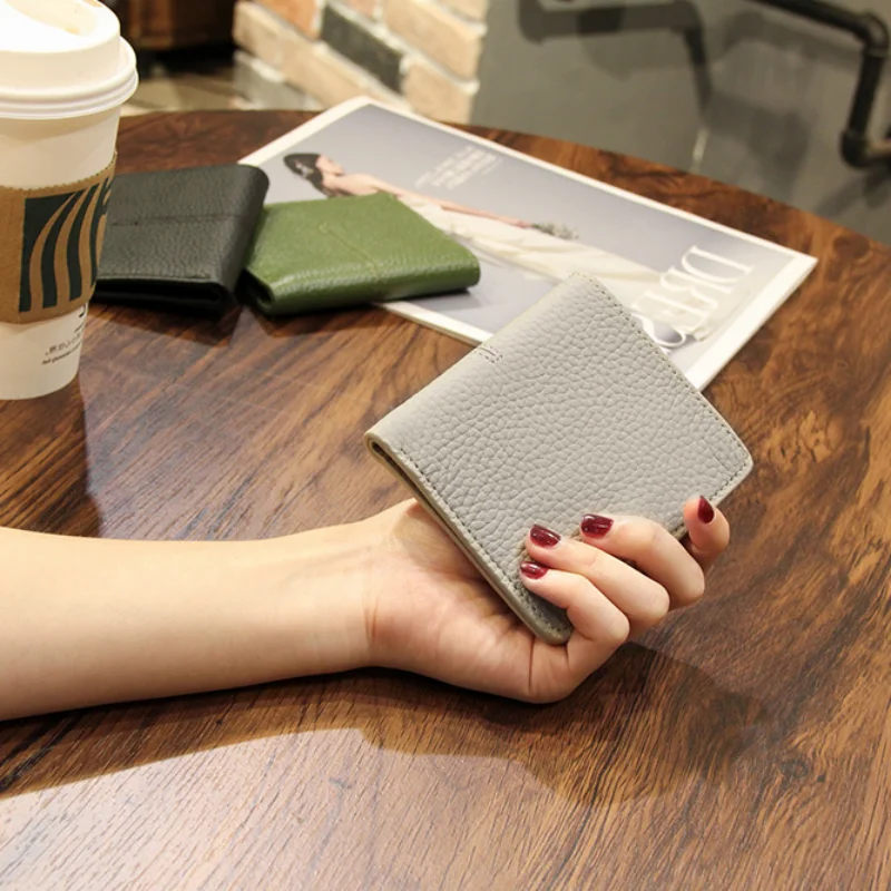 

2021 New Arrival Women Wallet Fashionable Contracted Design Casual Single-color Short Wallet