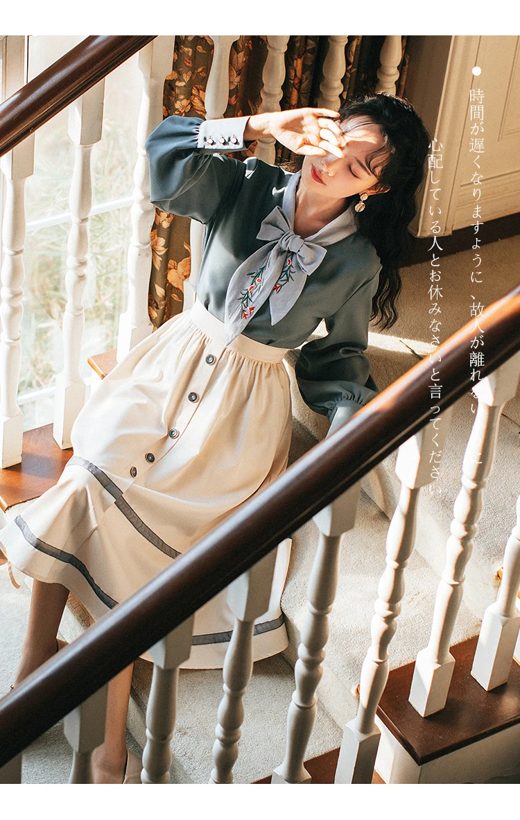 

Vintage college style sweet lolita sets cute bowknot embroidery lolita shirt+button skirt kawaii girl gothic lolita sets loli