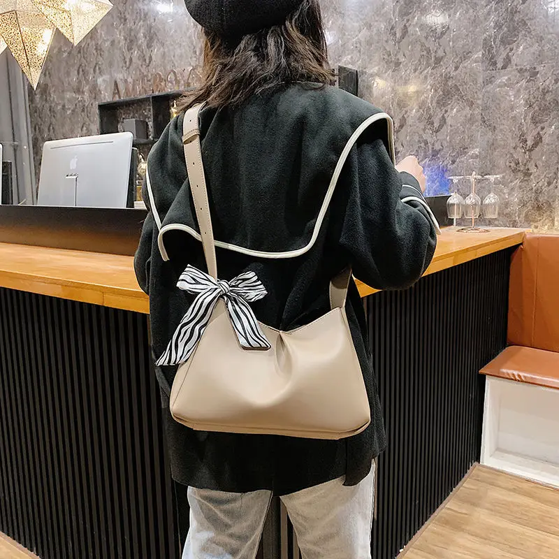 

2021 New Soft Leather Shoulder Bag Women Vogue Messenger Bag PU Body Cross Multi Function Hand Bag for Girls Ladies