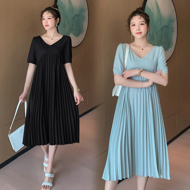 

2021 Summer Korean Fashion Pleated Chiffon Maternity Long Dress V Neck Loose Clothes for Pregnant Women Casual Pregnancy