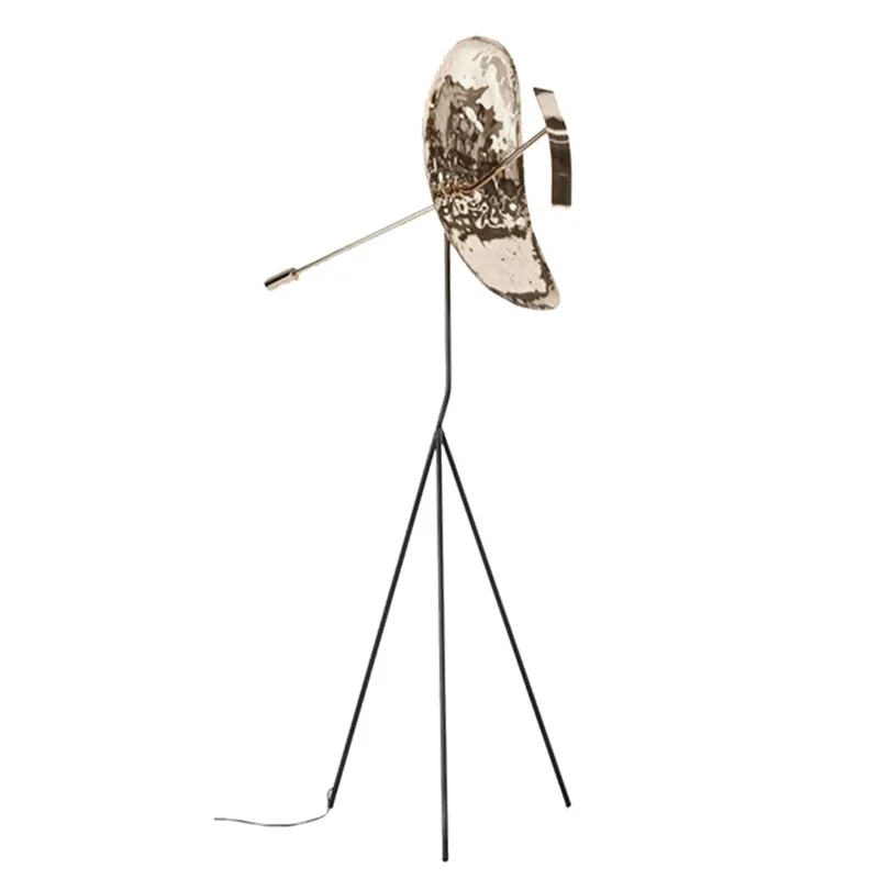 

Postmodern minimalist design sense three-legged floor lamp creative living room bedroom villa floor lamp