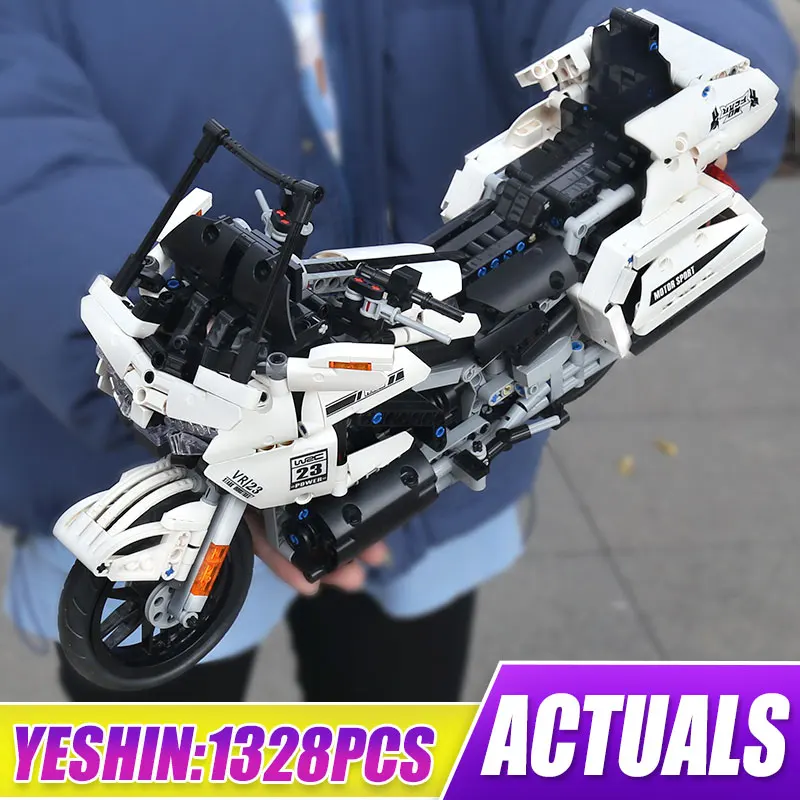 

MOULD KING 23001 High-Tech Car Model MOC-29381 2018 Gold Wing GL1800 Motorcycle Building Blocks Bricks Kids Christmas Toys Gifts