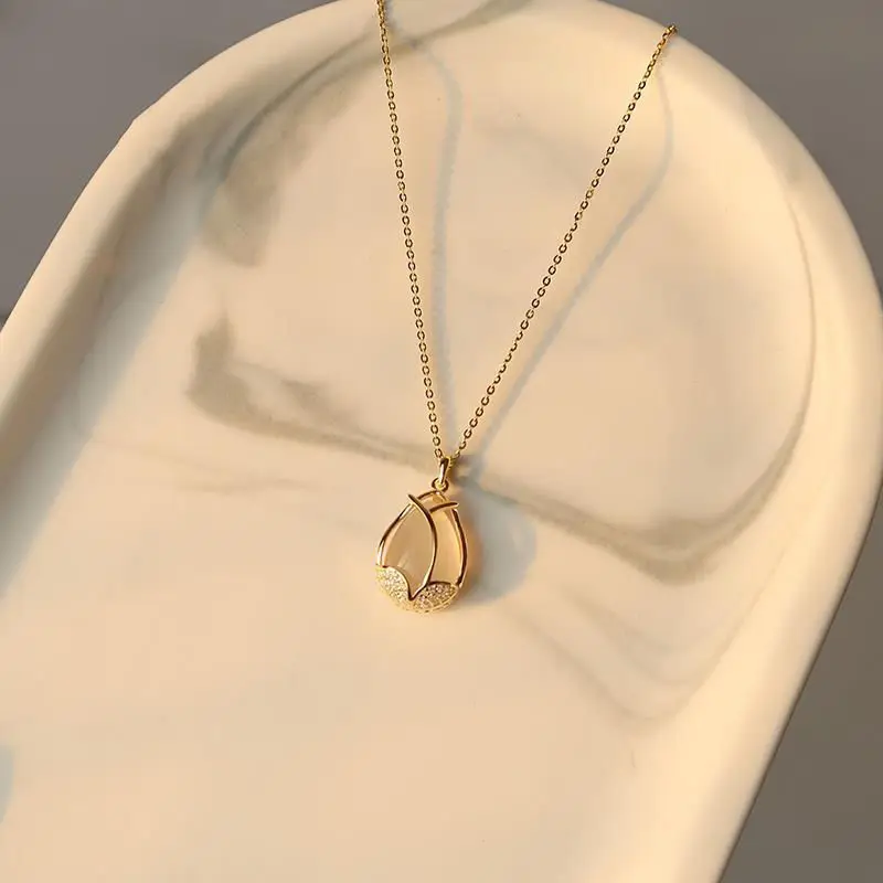 

Designer original unique tulip flower diamond pendant necklace aristocratic light luxury charm lady brand silver jewelry