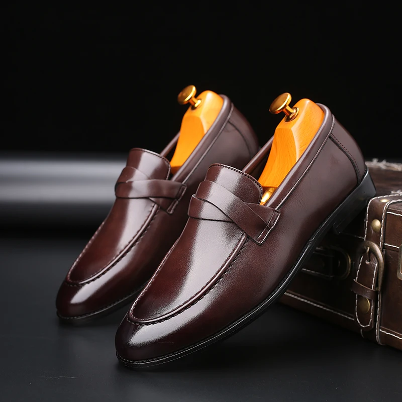 

XPAY Spring Autumn Pointed Toe Men Shoes Luxury Italian Style Formal Dress Leather Shoes Flats Party Wedding Loafers Big Size