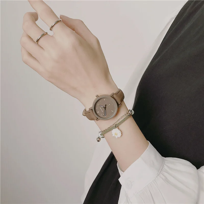 

Vintage Leder Frauen Mode Quarzuhr Ulzzang Marke Einfache Zahl Weibliche Uhren Casual Damen Armbanduhren Reloj De Mujer