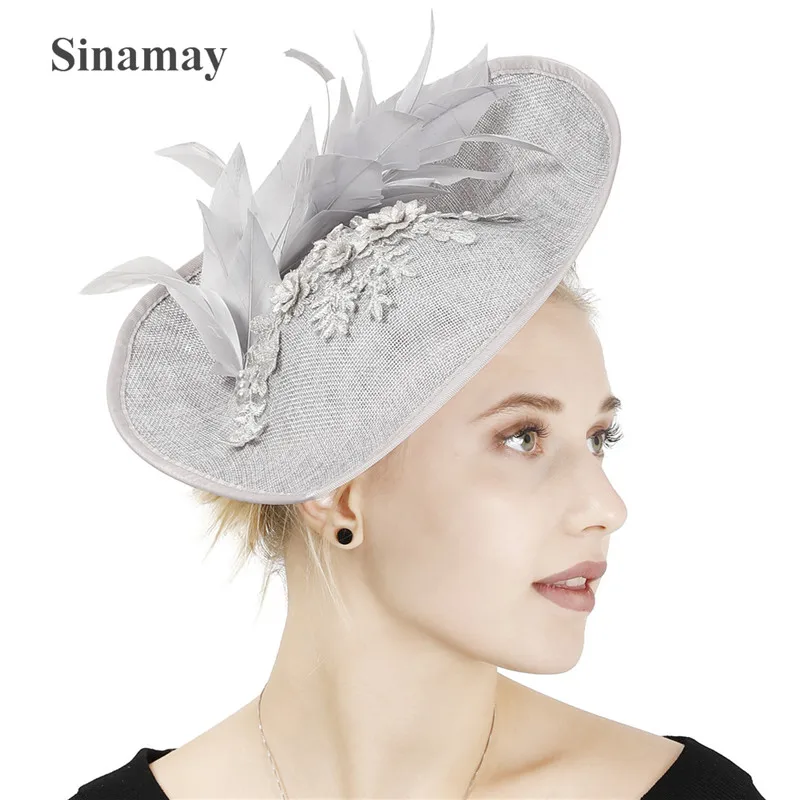 

Nice Big Grey Fascinator Hat For Wedding Occasion Women Headpiece Lace Flower Millinery Caps With Fancy Feather Hair Accessories