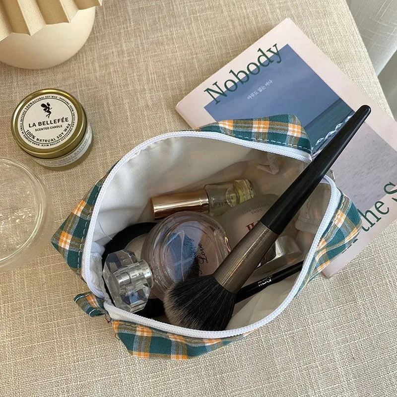 

Cosmetic Bag Women Plaid Makeup Pencil Cases Leisure Large Capacity Simple Fashion Travel Portable Ins Toiletries Organizer New