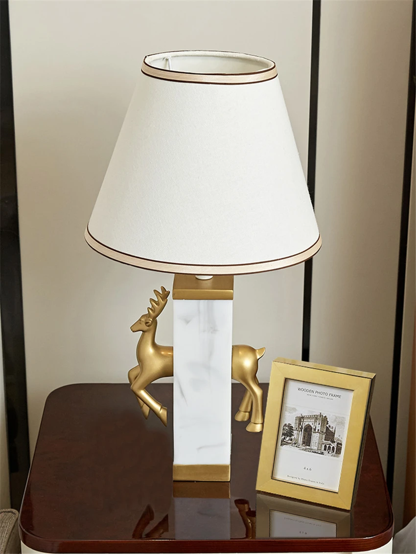 

Nordic Luxury Elk Table Lamps Living Room Hotel Art Deco Bedroom Bedside Study Office Fixture Restaurant Cafe Led Table Lights