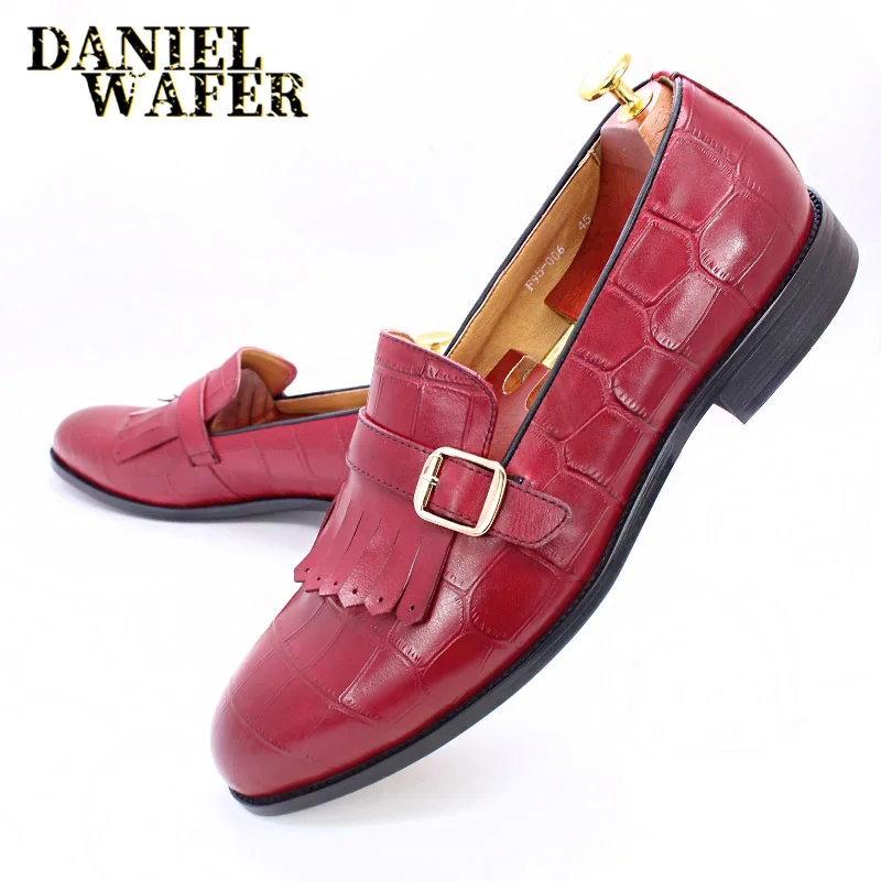 

Fashion Men Loafers Shoes Black Red Stones Prints Tassel Loafers Men Dress Wedding Office Summer Leather Shoes Men Casual Shoes
