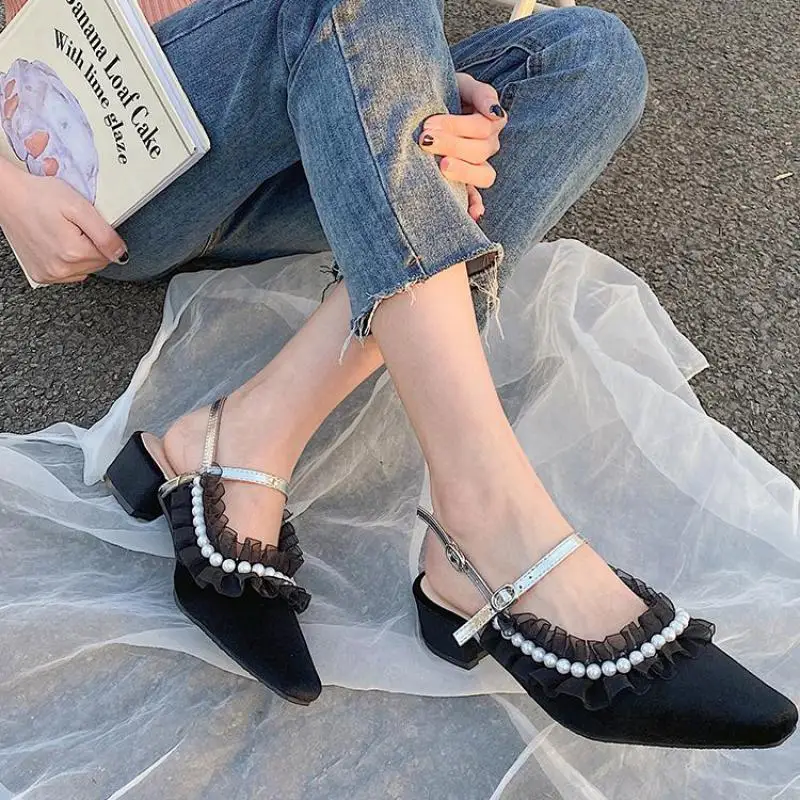 

Сандалии женские с квадратным носком, брендовые элегантные туфли на толстом каблуке, с ремешком и пряжкой, с жемчугом, черные, лето 2021