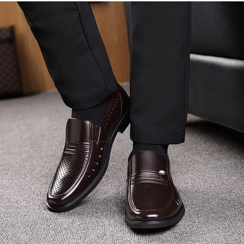 

REETENE British Slip On Fur Leather Shoes Soft Breathable Men Formal Shoes Fashion Office Business