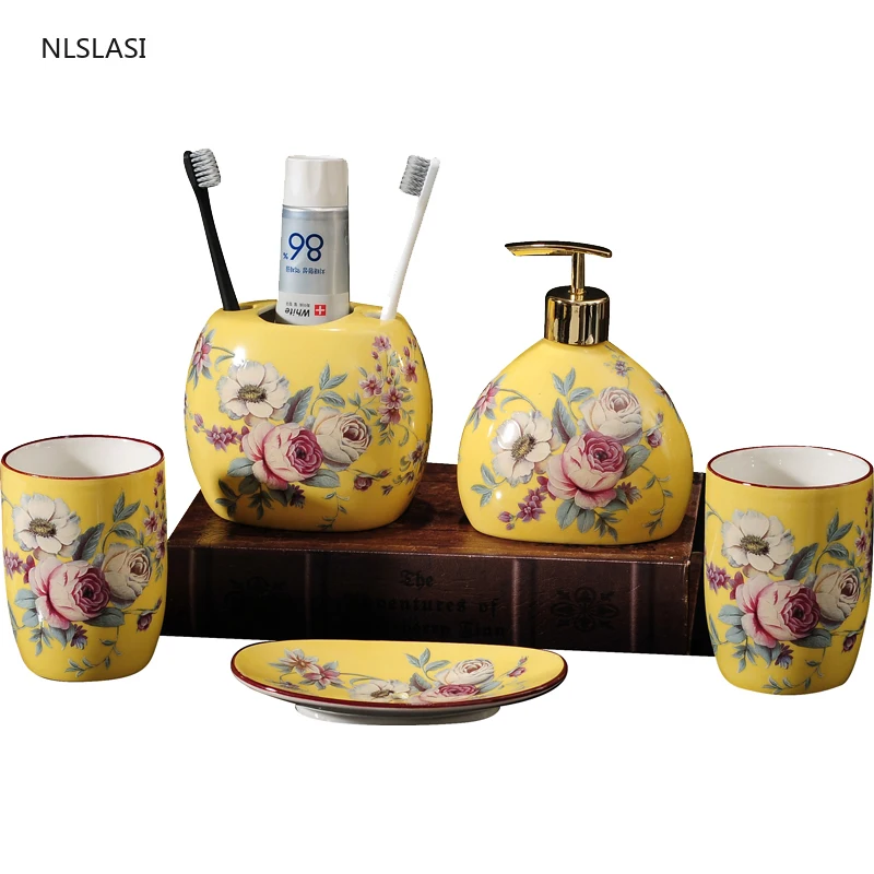 

European Five Piece Set Flower Pattern Ceramic Bathroom Accessories Set Soap Dish Toothbrush Holder Soap Dispenser Mouth Cup