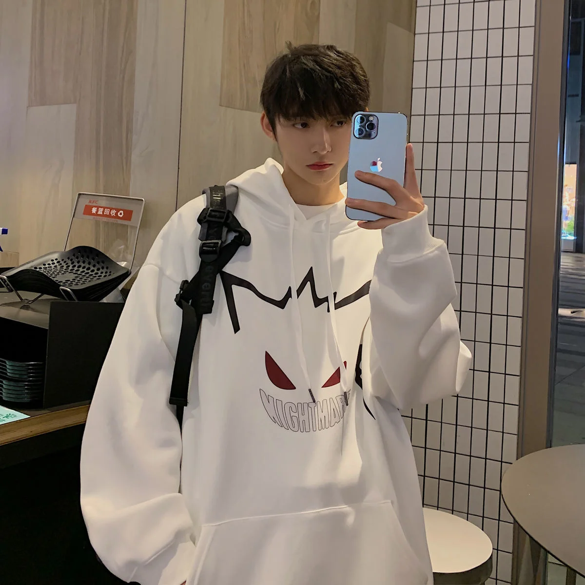 Свитшот мужской с капюшоном худи мультяшным принтом повседневный Свободный