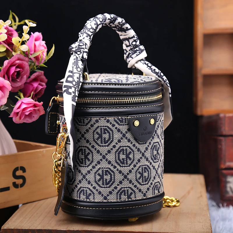 

Роскошная брендовая модная дамская мини-сумка из 100% натуральной кожи, спортивная сумка в классическом западном стиле, сумка-мессенджер чер...