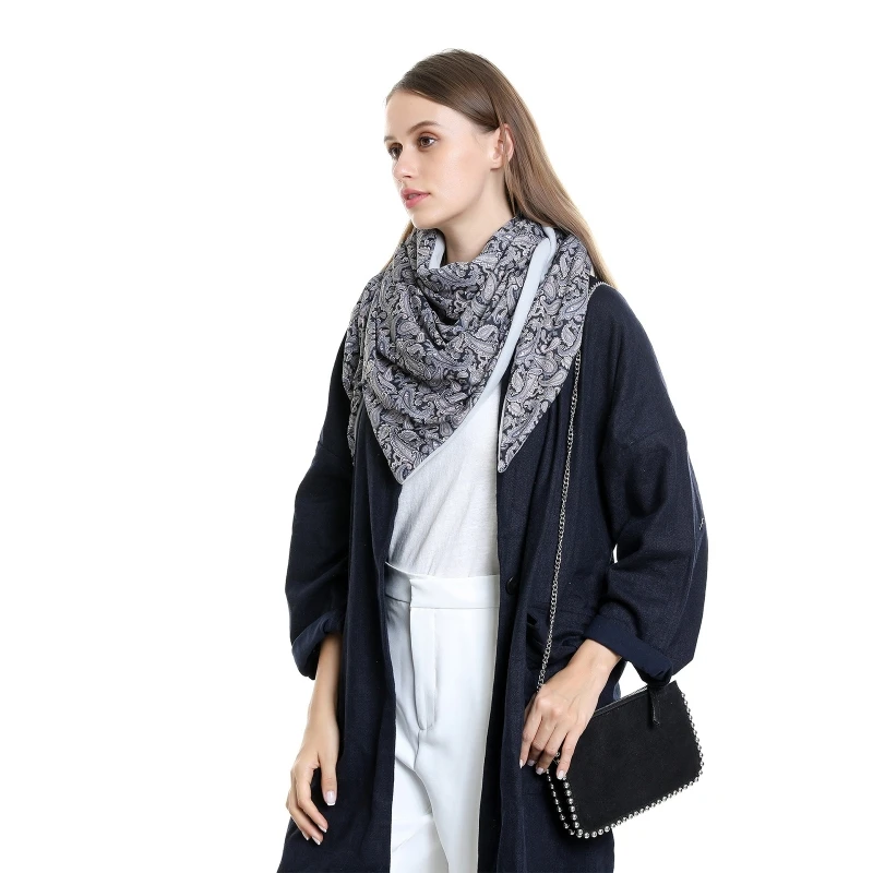 

Women Leopard Paisley Triangle Scarf with Clip Neck Warmer Poncho Shawl Wrap