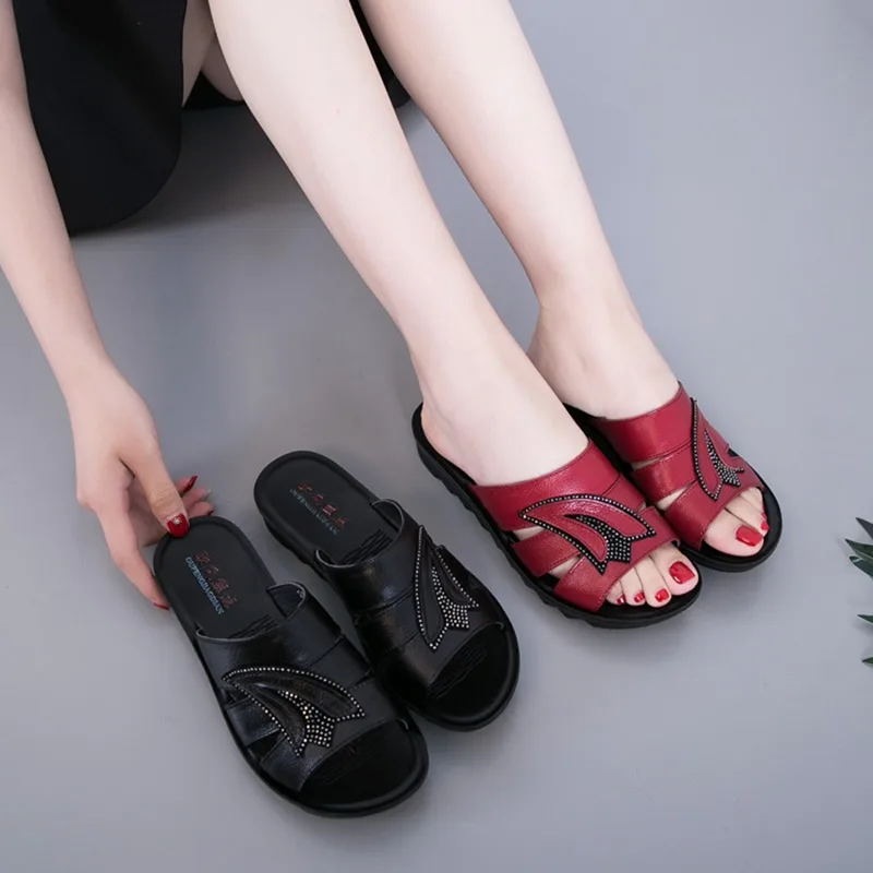 Летняя кожаная обувь ZZPOHE искусственная кожа мягкая подошва женская на танкетке