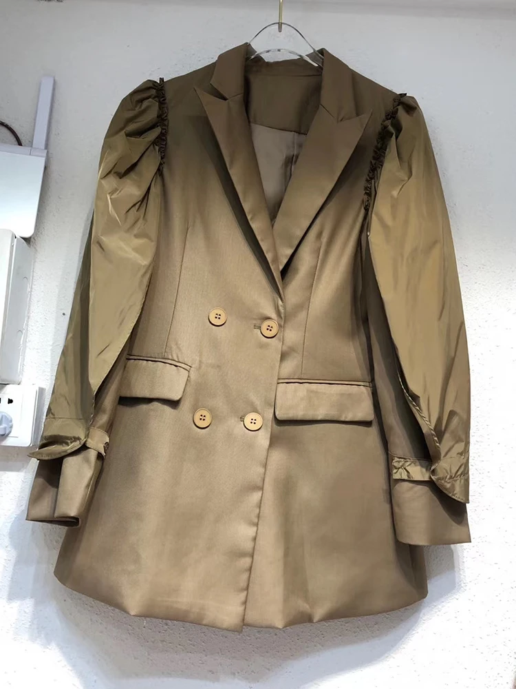 

Contrast color pleated zou puff sleeves suit collar double breasted loose blazer women's autumn new style personality fashion