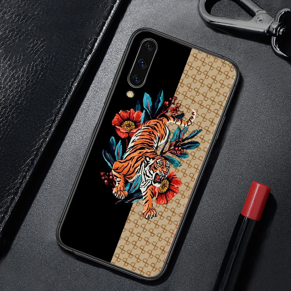 

Italian Luxury Brand Snake Bee Tiger Phone Case For For SamSung Galaxy A M 5 8 10 20 30 31 40 50 51 70 71 80 S E Black black