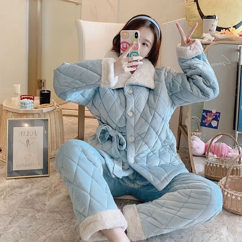 

Pajamas women winter three-layer thickened flannel quilted to keep warm and cotton worn outside coral fleece home service suit