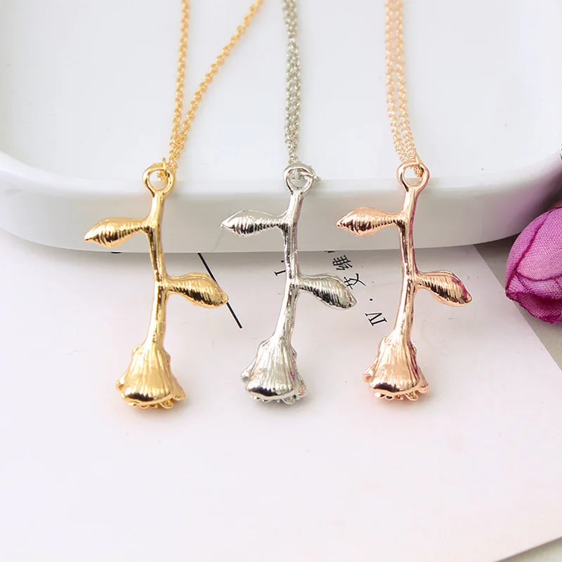 Женское колье с подвеской длинное золотистое в виде Розы подарочное для