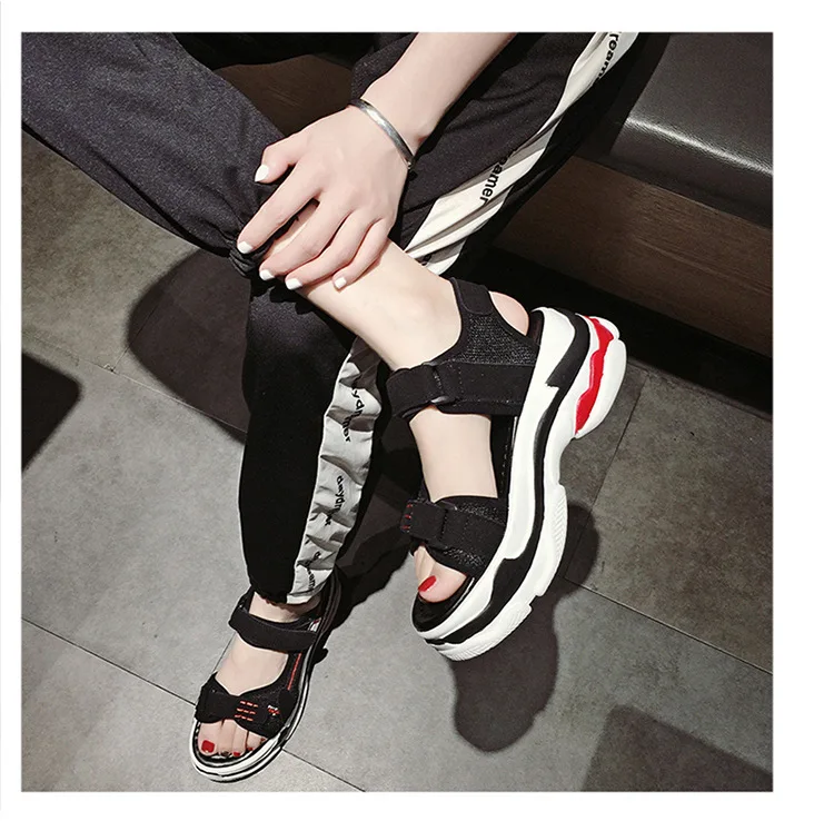 

Women Sandals Classics Fashion Beach Ladies Sandals Open Toe Ankle Strap LowOutdoor Platform Women Shoes