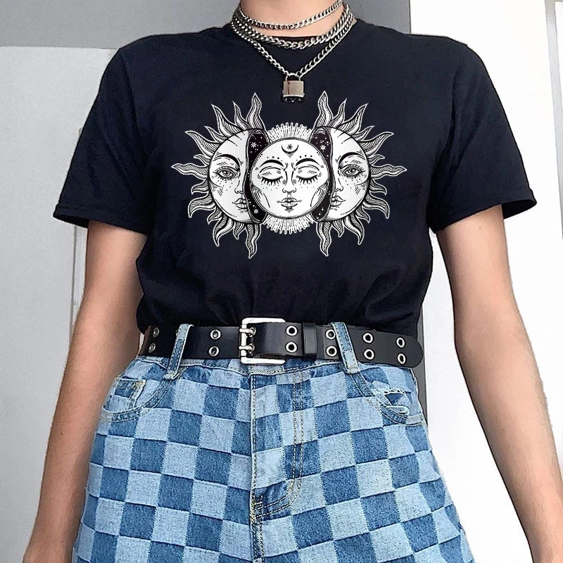 

Sun And Moon Print Harajuku Top Tee Summer Vintage Fashion Loose Casual Short-sleeved T-shirt Streetwear Women Clothing